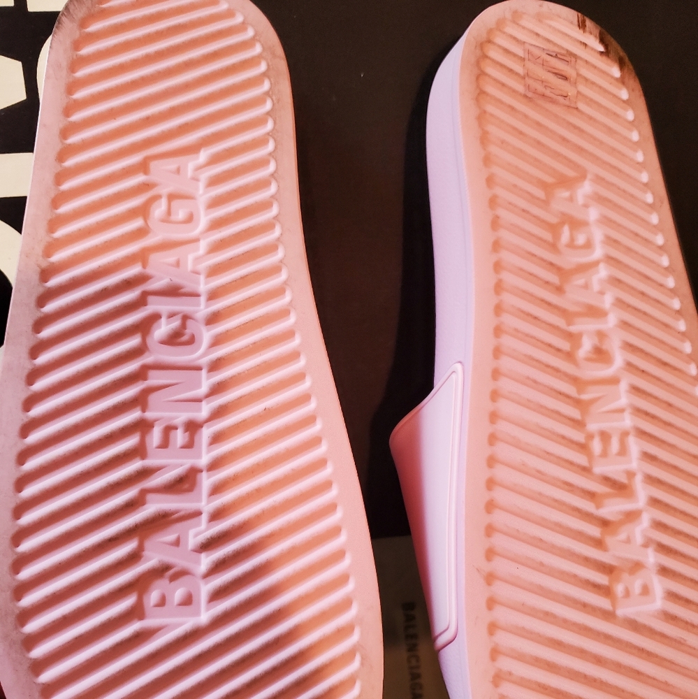 Balenciaga Pink Sandals Luxury Comfort - Picture 2 of 3